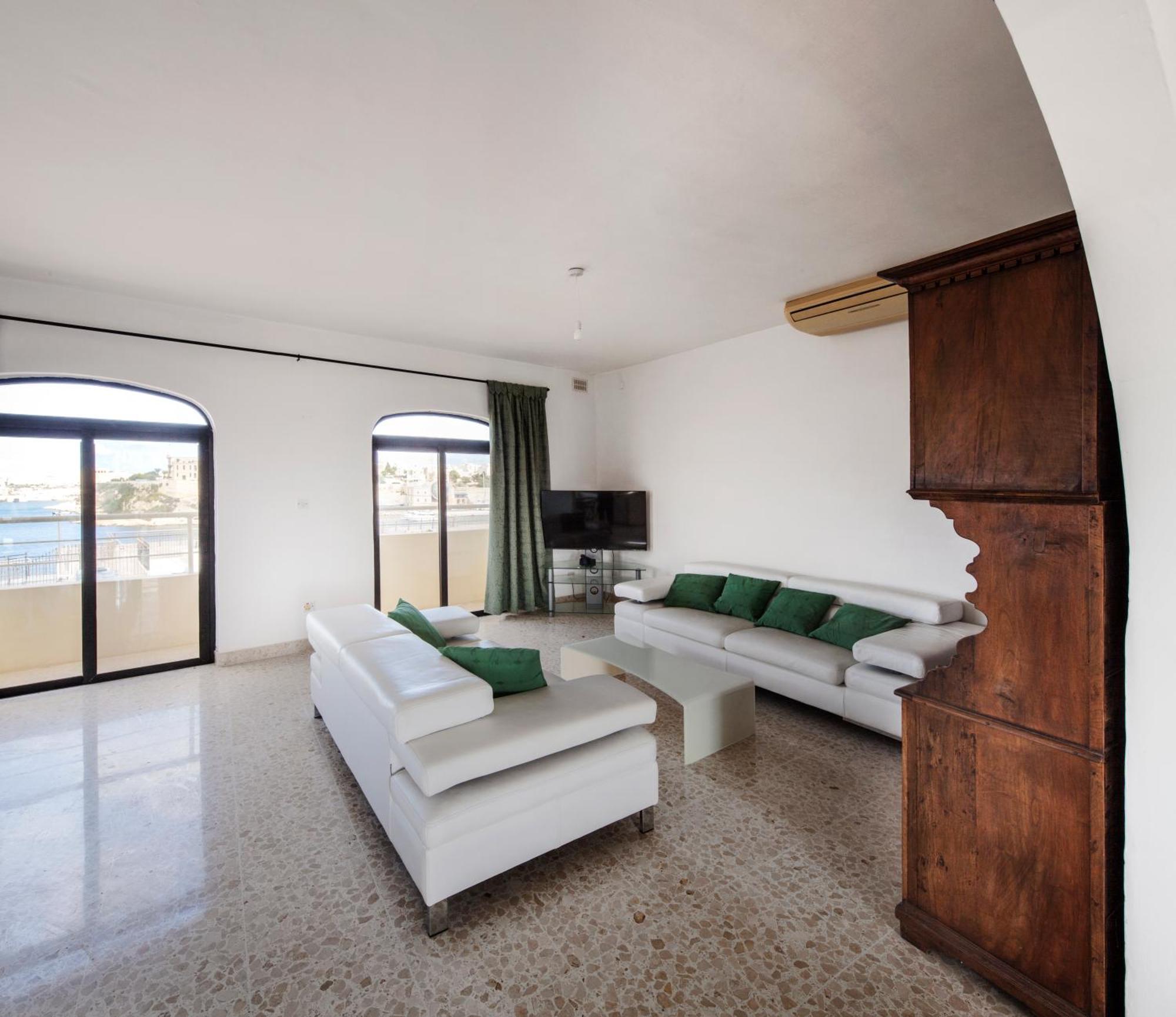 Mariette - Large Terrace - Grand Harbour View *